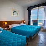 Pribjeći Splendid 3*