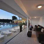 Pribjeći Splendid