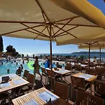Pribjeći Splendid