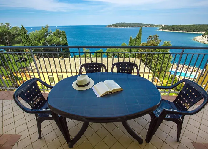 Üdülőközpont Splendid 3*